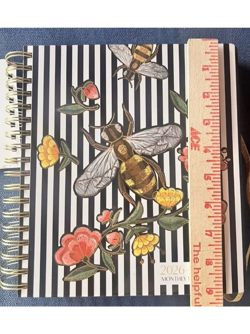 BEE & FLOWER 17 Month 2026-2027 Planner Month Day Week Organizer Planning Note